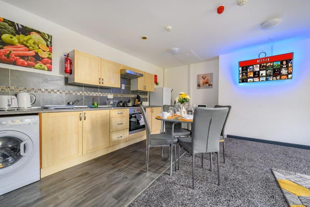 -F5Gh- For Relaxed & Cosy Stay, Free Parking, Wifi Leeds  Esterno foto