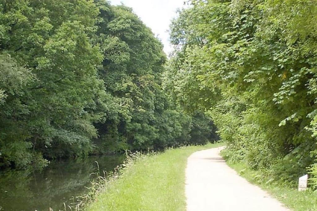 -F5Gh- For Relaxed & Cosy Stay, Free Parking, Wifi Leeds  Esterno foto